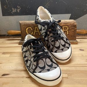 Women’s Coach Tennis Shoes | STYLE: P547 | SIZE:9 1/2 B